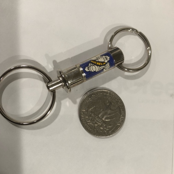 Vintage Michelin Man Bibendum Keychain Quick Release Detachable 1950’s Advertise - Picture 3 of 4